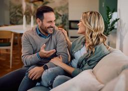 Good Flirty Conversation Starters to Break the Ice with Style