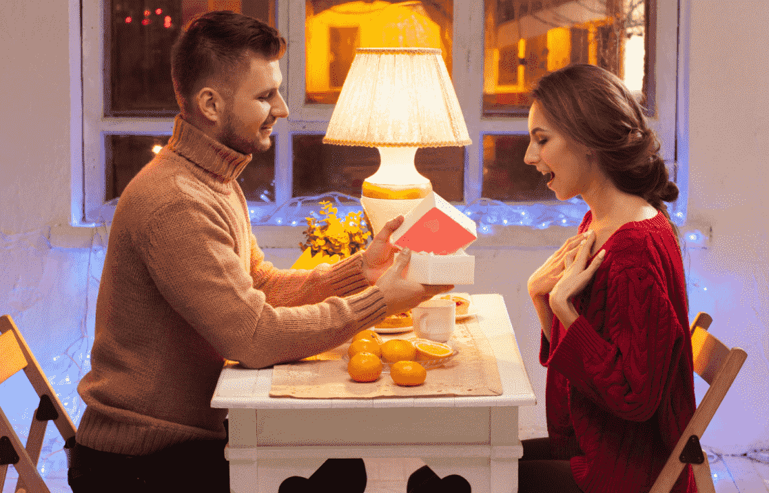 7 Expert Tips to Arrange Romantic and Easy Sunday Dinner for Two